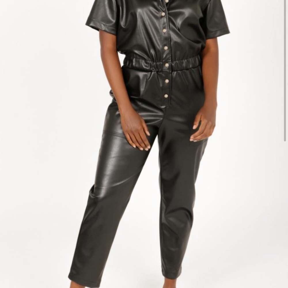 THE MIDNIGHT MOOD ROMPER UN-REAL LEATHER XXS and S&T Statement Belt XXS-XS